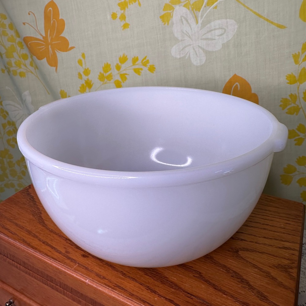 Vintage Sunbeam Mixmaster White Milk Glass Mixing Bowl 9 Inch Large Replacement